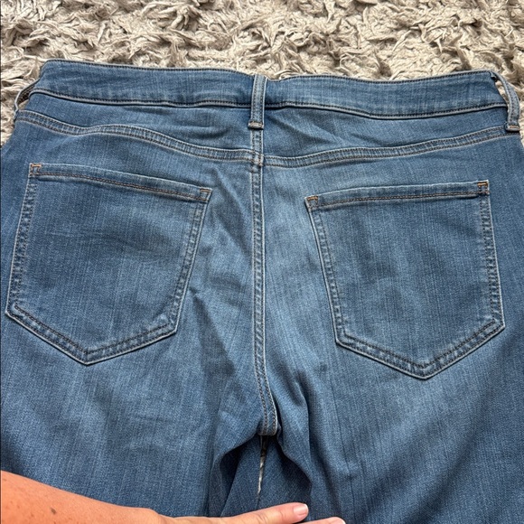 True Classic Men's Denim Blue Straight Jeans 33/30 NEW - Picture 5 of 6